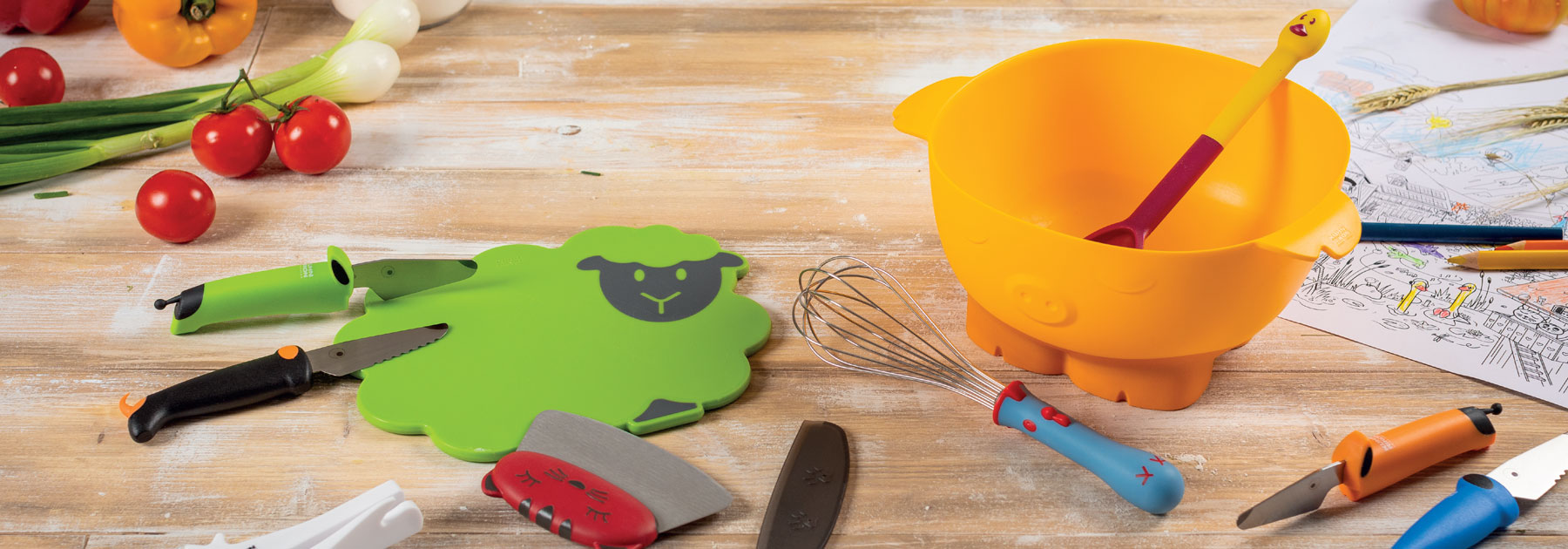 child friendly cooks tools and knives for little chefs and young cooks. kinderkitchen®, born and bred in the Kuhn Rikon farmyard